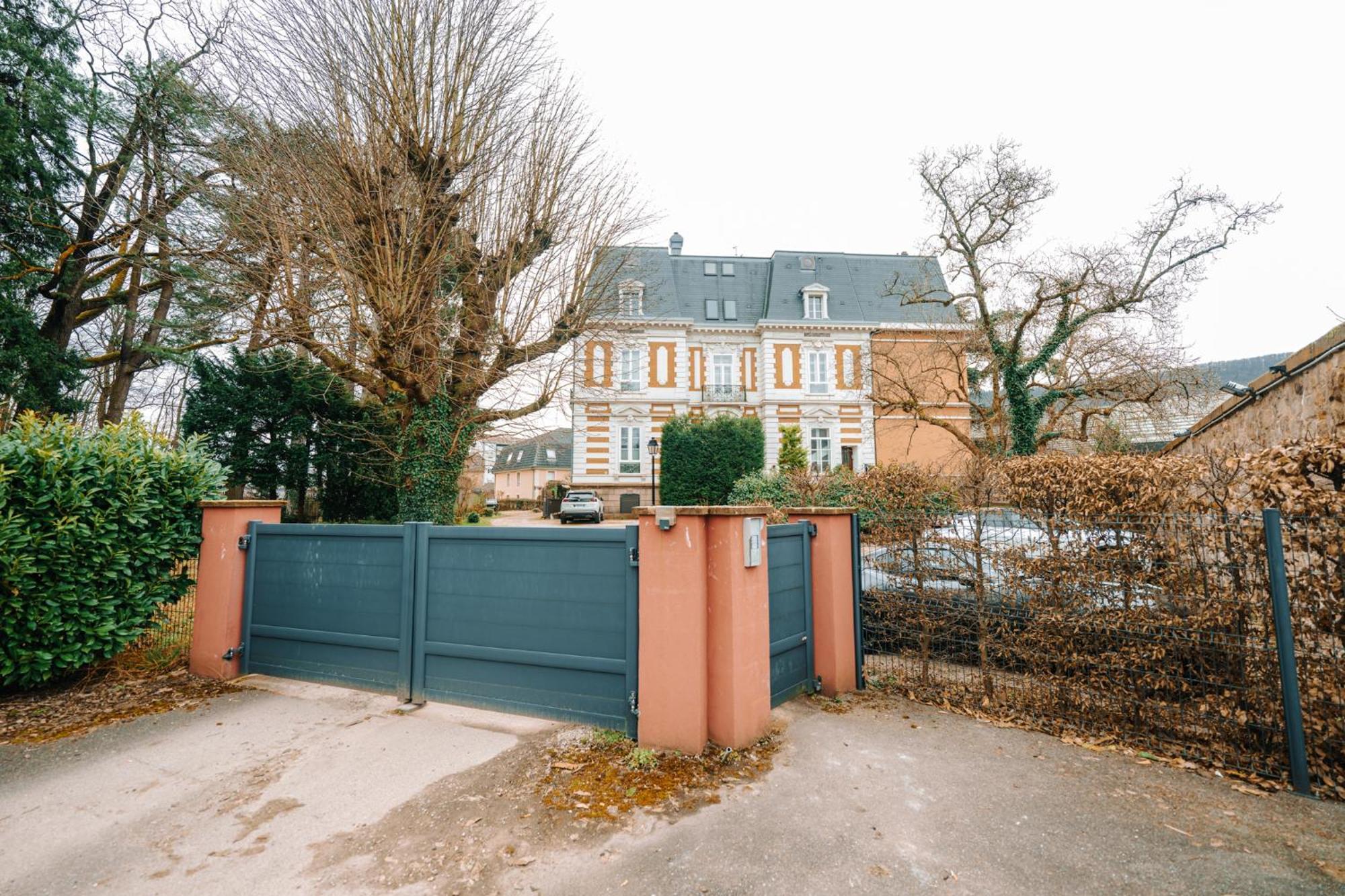 Grand Appartement Rez De Jardin Guebwiller Exterior photo